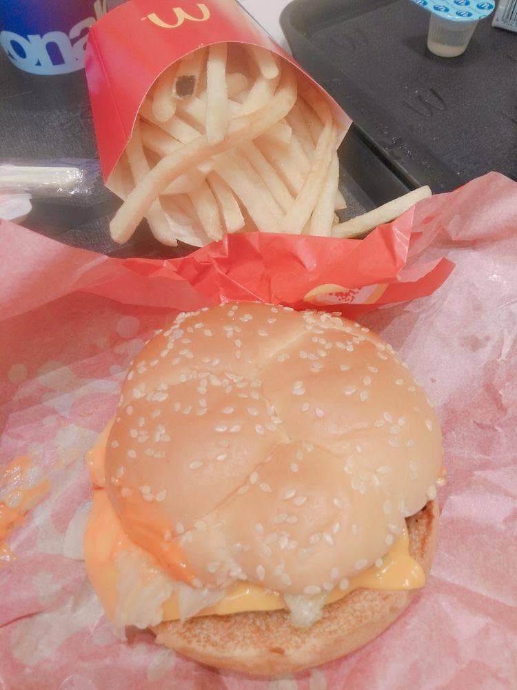 マクドナルド 新田東ヨークタウン店