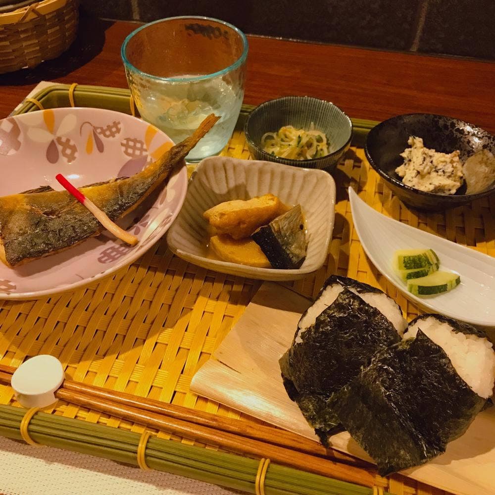 田中マネの食堂