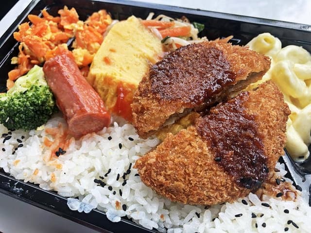 わかさ弁当 泊店 - サブ画像1