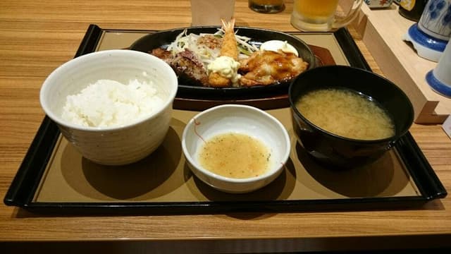 やよい軒 野田船形店 - サブ画像1