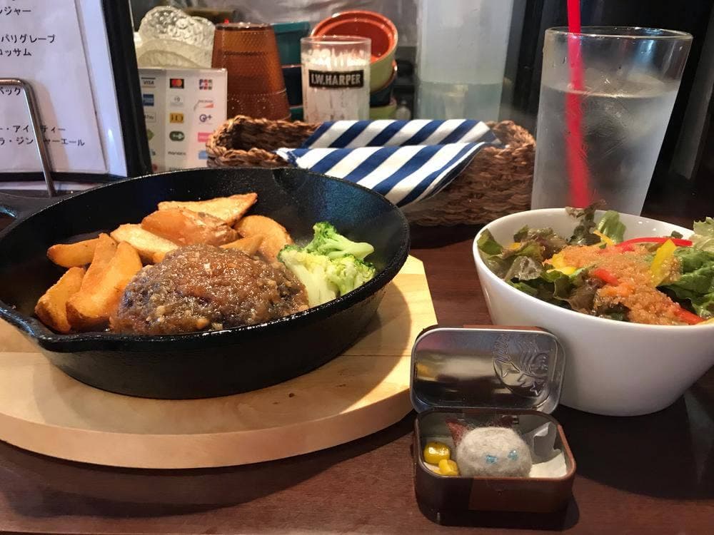 Cafe Bar LOCOS AINA 与野店