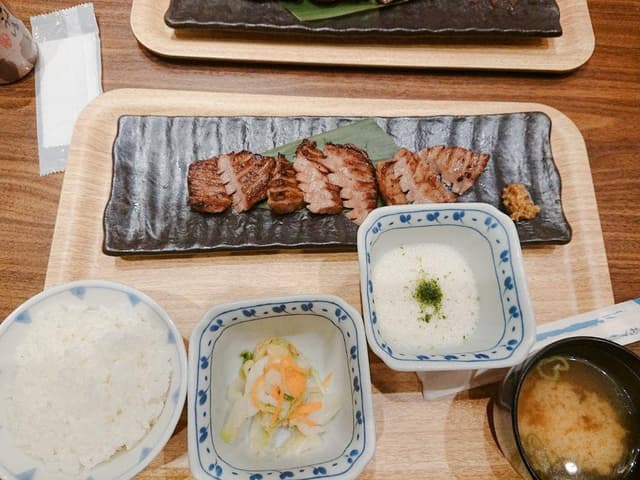 炙り牛たん 万 つくば店 - サブ画像1