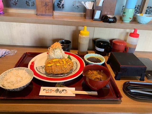 やわらかとんかつ幸せや 坂戸店 - サブ画像3