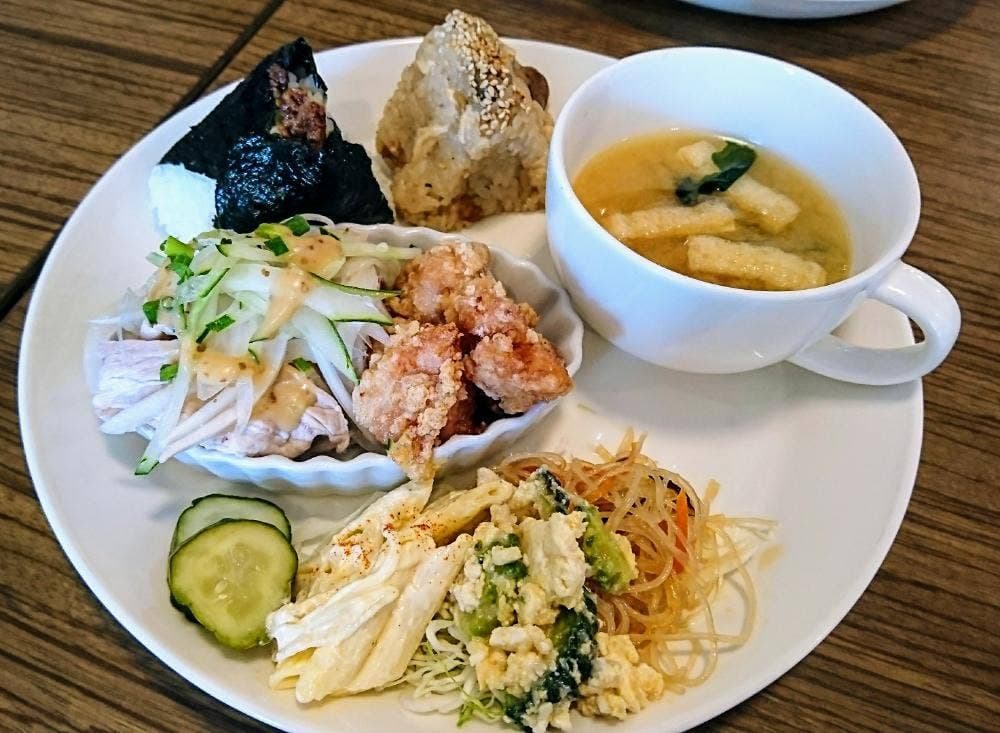 CAFE Clematis