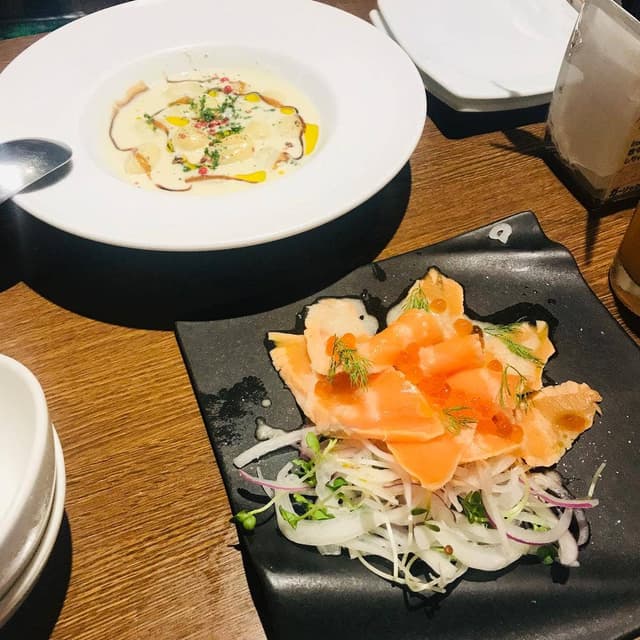 ガーリックテーブル 横浜西口店 - サブ画像3