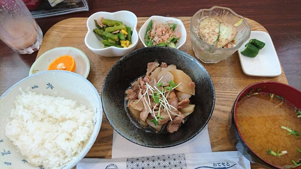 cafe ふぁみり～ inn