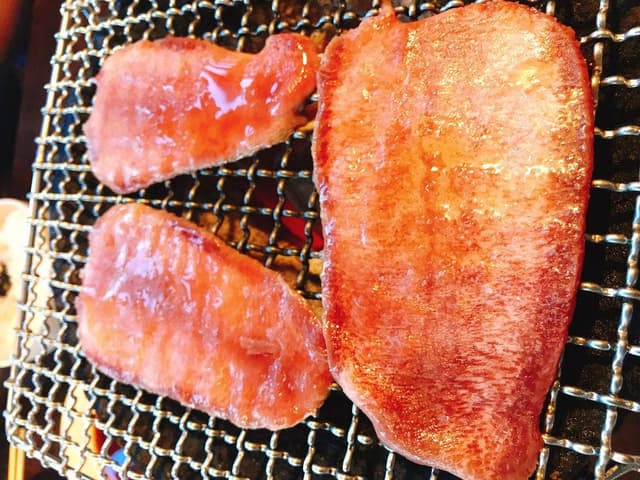 炭火焼肉もくもく 武庫川店 - サブ画像1
