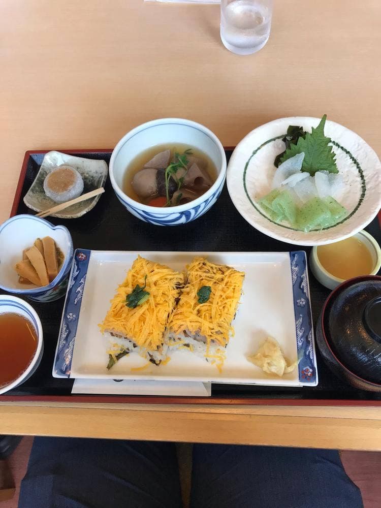 錦果楼