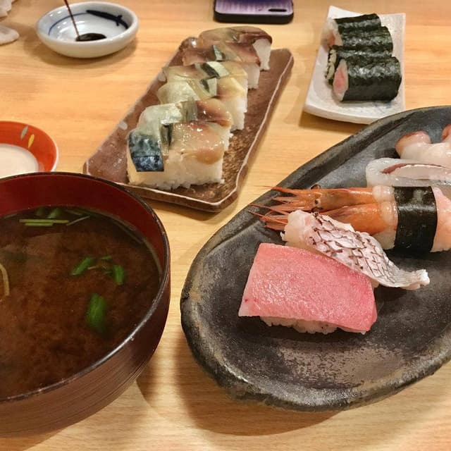 丸万寿司 曽根崎店 - サブ画像3