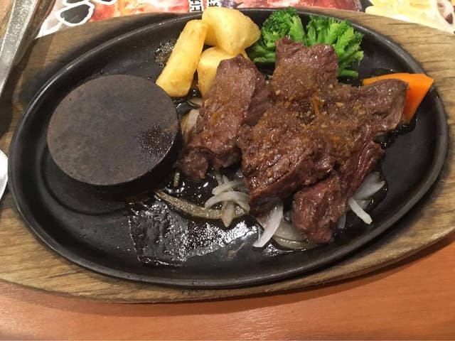ステーキのどん 浦和三室店 - サブ画像1