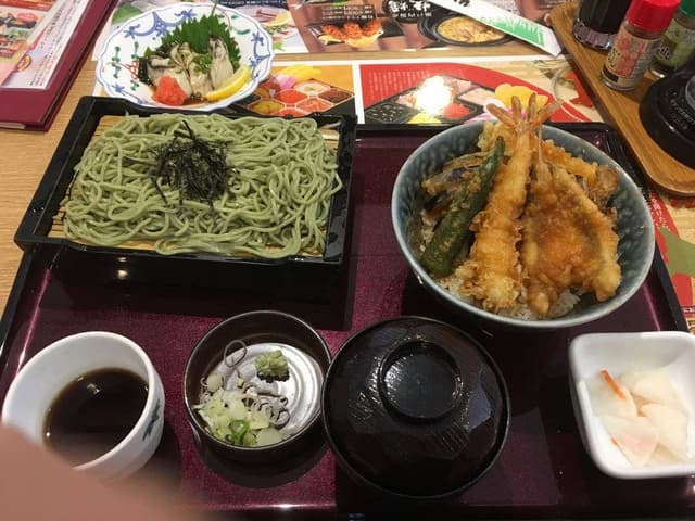 とんでん 白幡店 - サブ画像3