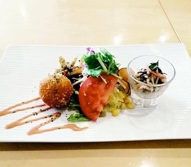 Table Hiroya - サブ画像1