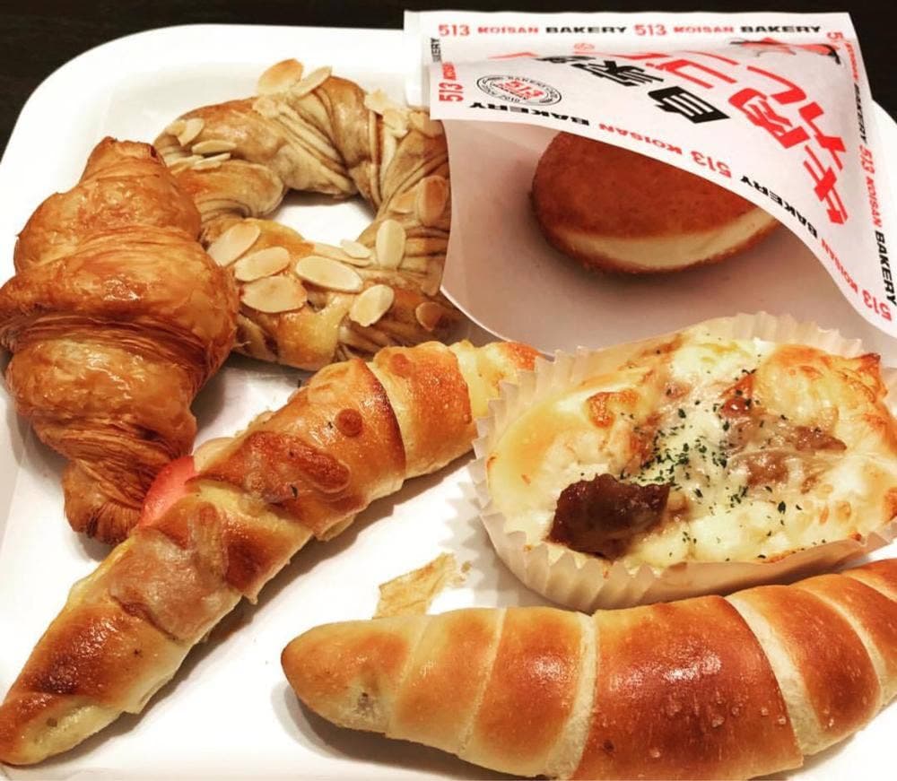 513BAKERY 三重津ヨットハーバー店