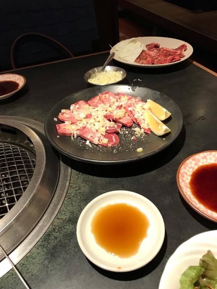 焼肉 都