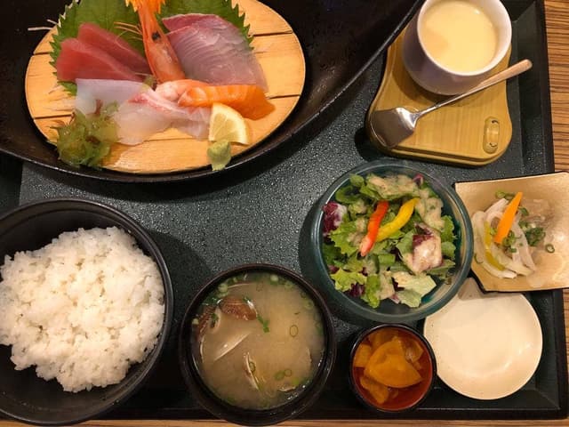 海鮮料理 こんぴら丸 鹿児島 谷山本店 - サブ画像2