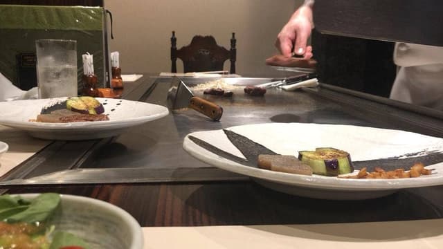 ステーキ鉄板焼き 花兆亭 - サブ画像3