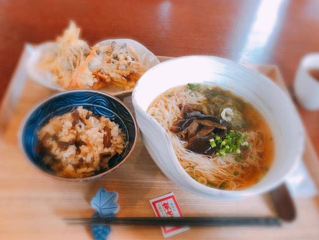雲か山か 愛野店 - サブ画像1