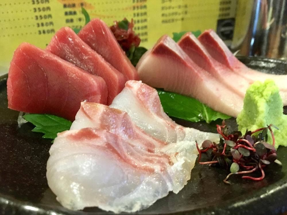 立ち呑み酒場 あきまる