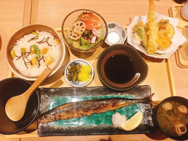 酒と肴 ごちそう居酒屋 山水草木 テルマー湯 - サブ画像1