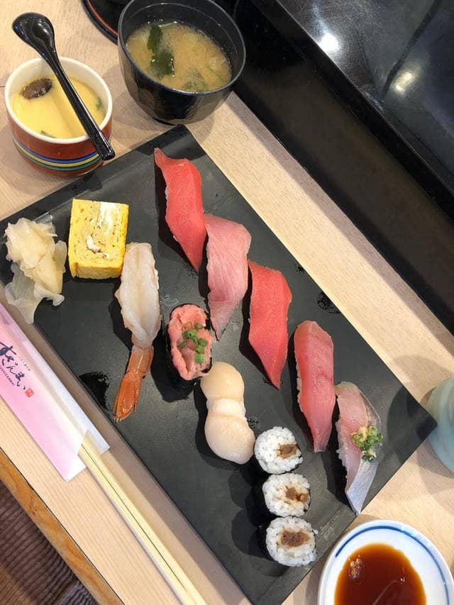 すしざんまい 東新宿店 - サブ画像1