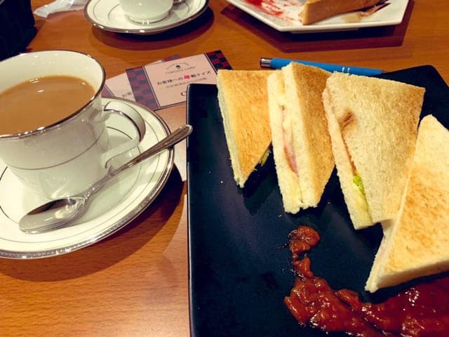 ミステリーカフェ 謎屋珈琲店 文京根津店 - サブ画像2