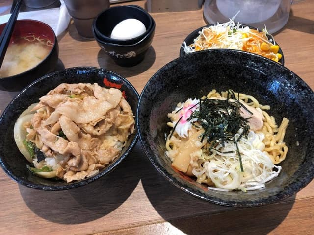 伝説のすた丼屋 狭山店 - サブ画像2