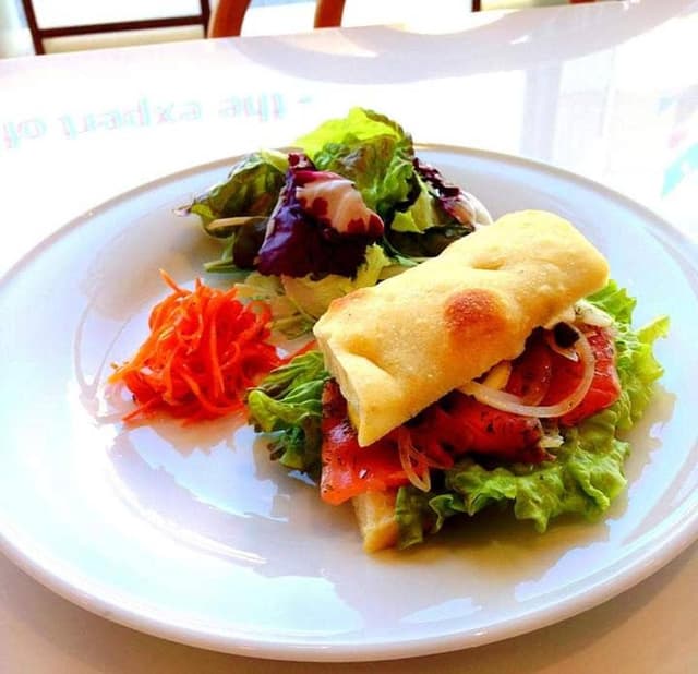 ロブソンコーヒー アーツ前橋店 - サブ画像1