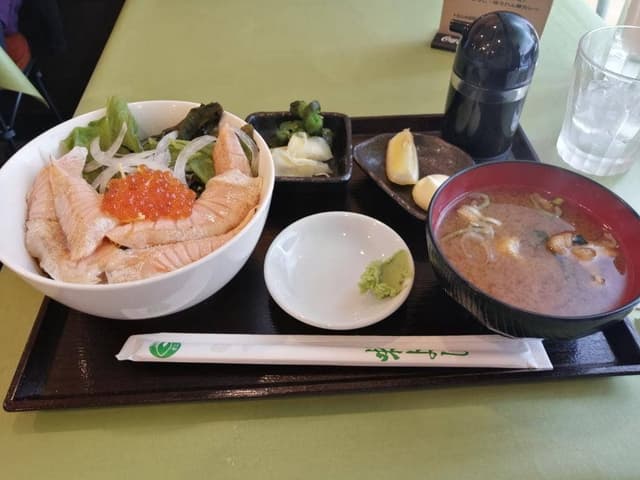 寿司酒場 すし屋の秀よし - サブ画像2
