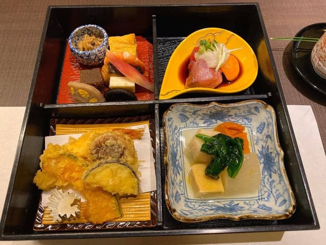日本料理 ほとり - サブ画像1