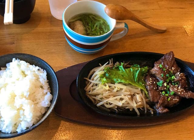 炭火焼 牛心 堤店 - サブ画像2