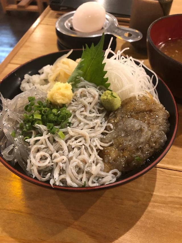 海鮮丼専門店 伊助 - サブ画像1