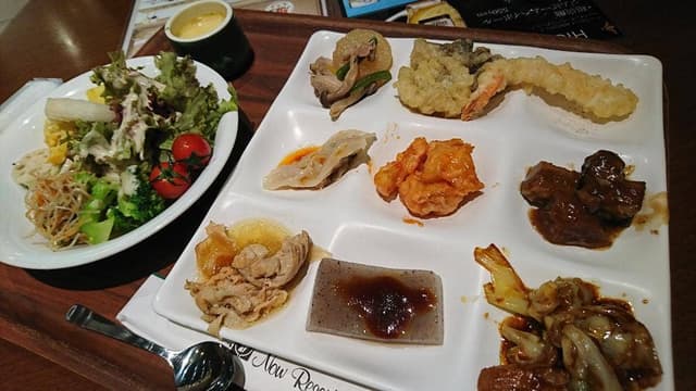 樹林ガーデン 草津ナウリゾートホテル - サブ画像1