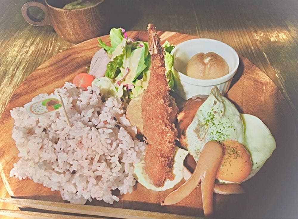 カフェ ガーランド