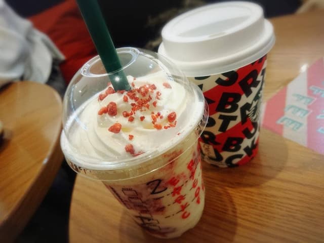 スターバックス コーヒー 盛岡フェザン店 - サブ画像2