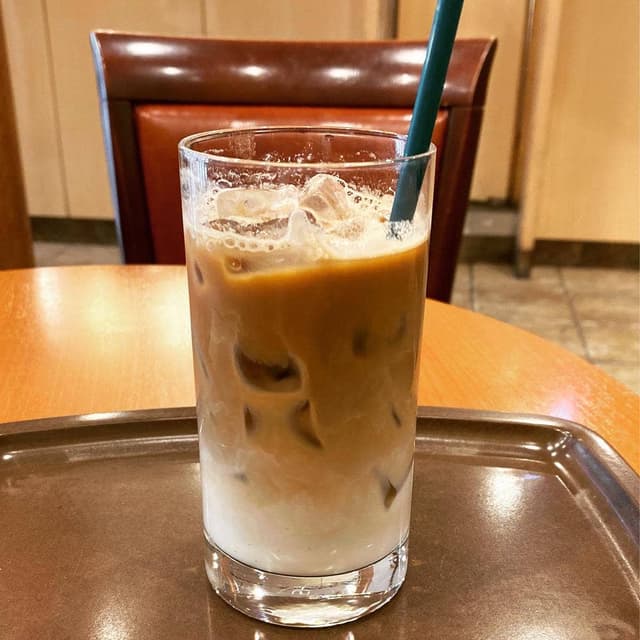 カフェ・ベローチェ 本町二丁目店 - サブ画像2