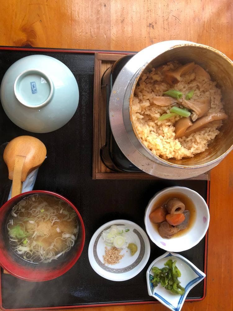 ふくろう亭