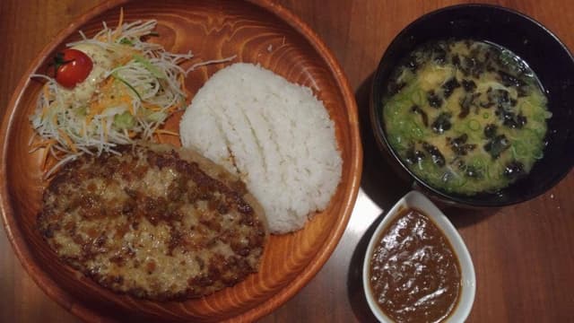 びっくりドンキー ささしま愛大前店 - サブ画像2