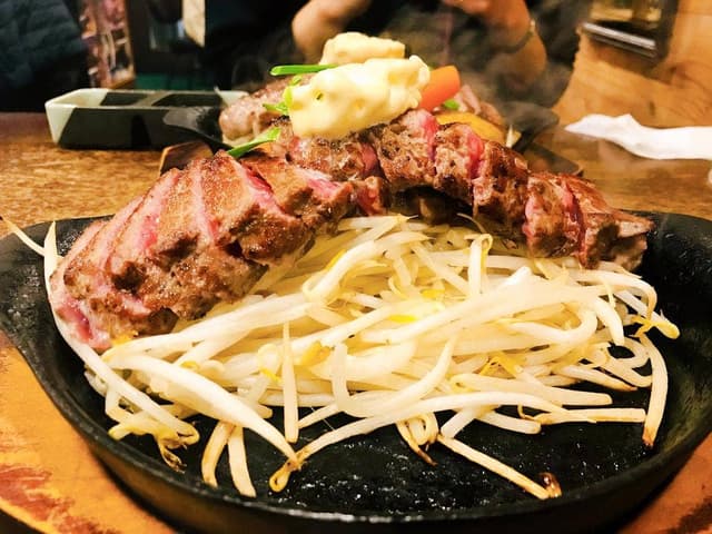 ビフテキ屋 うえすたん 高砂店 - サブ画像1