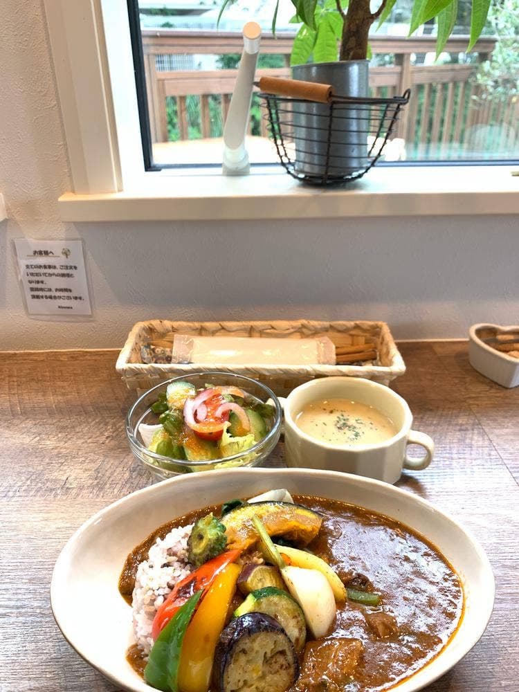 ベジタブル ダイニング & カフェ 季の環