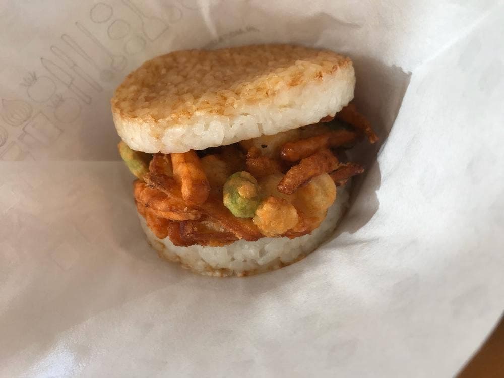 モスバーガー 赤坂けやき通り店