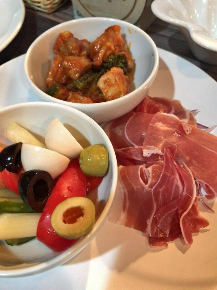 気ままなイタリアン チャーリー