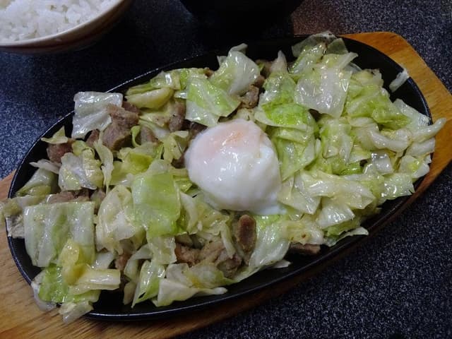 スタミナ焼肉 博多 鉄板王 空港東店 - サブ画像1