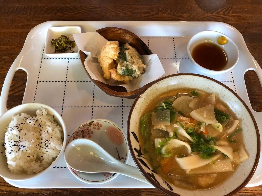 お食事処 野の花
