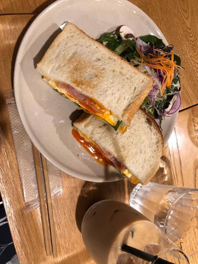 +1 Organic Cafe OKAYAMA GARDEN - サブ画像3