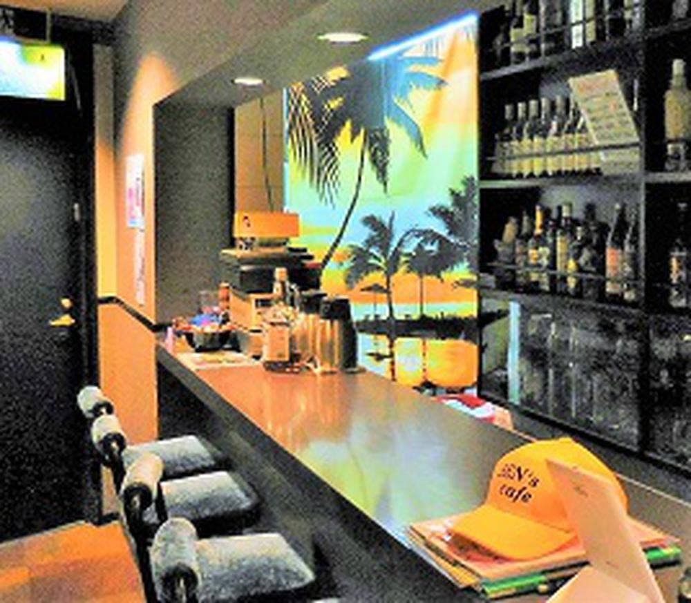 BEN's cafe
