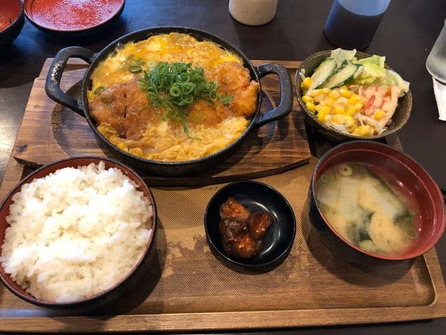 Cafe & Kitchen 芳家 - サブ画像1