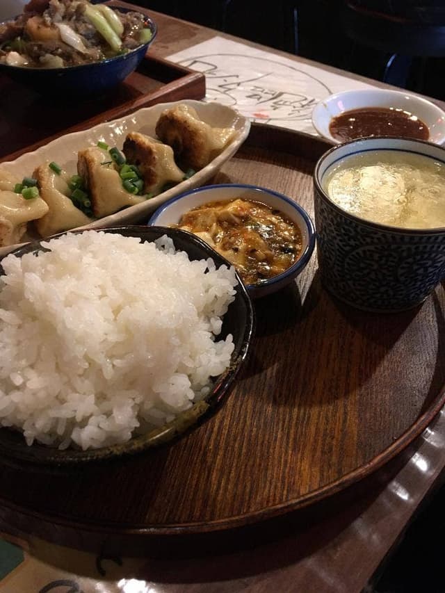 横浜 青葉餃子 - サブ画像2