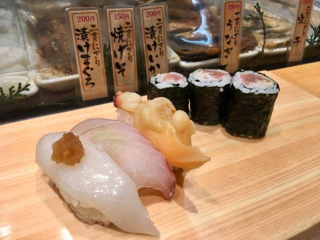 立喰い寿司 魚がし日本一 ポルタ神楽坂店 - サブ画像3