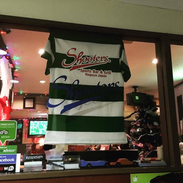 Shooters Sports Bar & Grill - サブ画像3