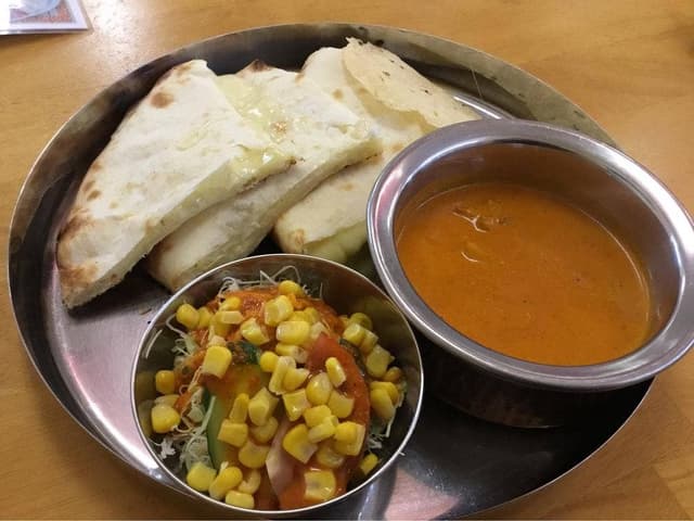 本場インド料理 ルパ 飯塚店 - サブ画像1